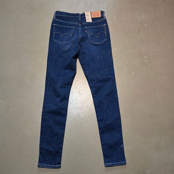 NWT Levi's 720 High Rise Super Skinny‎ Distressed Jeans Women's Size 6 Short - Picture 2 of 5
